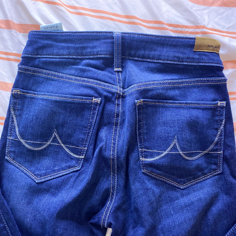 Ariat blue flare jeans #denim#perfect rise #25s#rn105037